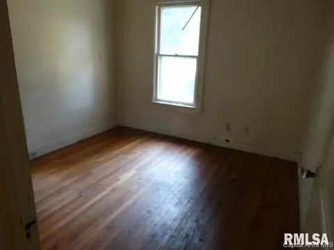 2007 E Converse, Springfield, IL 62702 photo 2