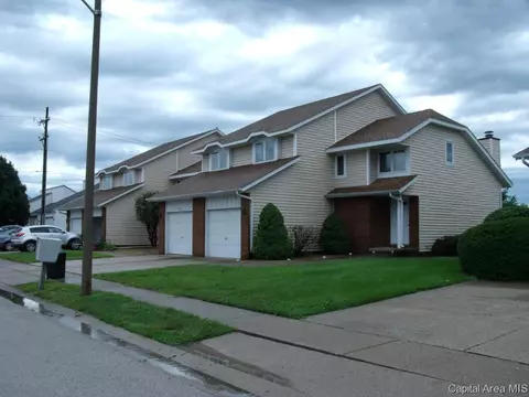 1026 Christopher Ln, Springfield, IL 62703 photo 1