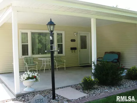1721 N 23rd St, Springfield, IL 62702 photo 3