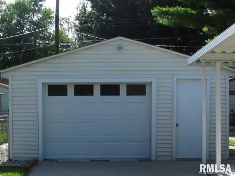 1721 N 23rd St, Springfield, IL 62702 photo 7