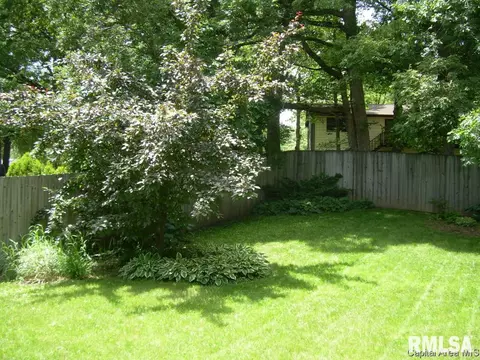 135 Sidener Ln, Springfield, IL 62707 photo 24