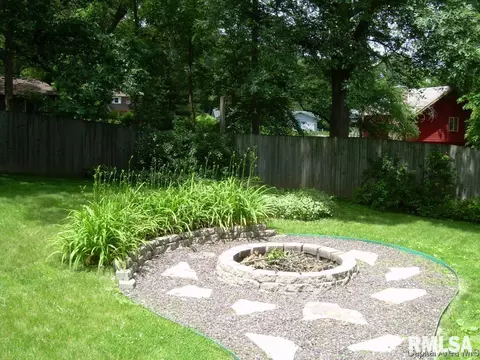 135 Sidener Ln, Springfield, IL 62707 photo 23