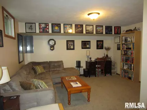 135 Sidener Ln, Springfield, IL 62707 photo 18