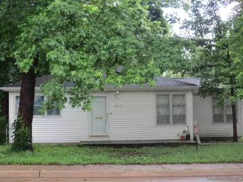 2225 E Laurel St, Springfield, IL 62703 photo 1