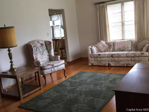 804 N Walnut St, Springfield, IL 62702 photo 4