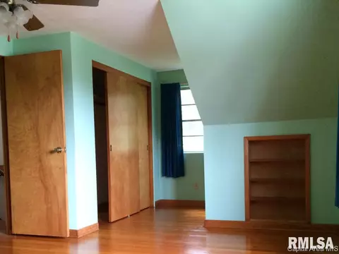 804 N Walnut St, Springfield, IL 62702 photo 18
