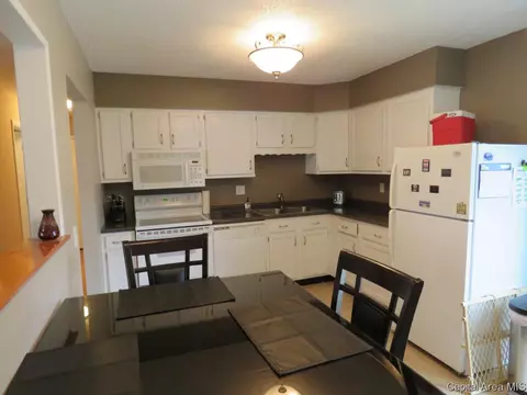 2904 Somerton Rd, Springfield, IL 62702 photo 7