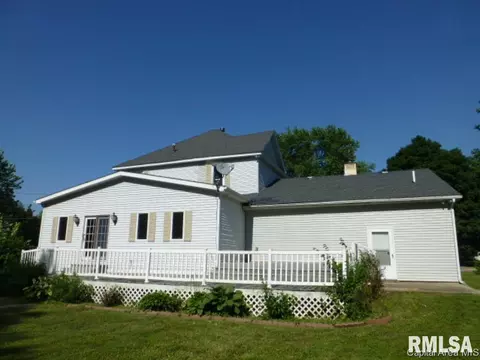 227 N Oak St, Bluffs, IL 62621 photo 2