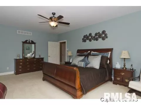 491 Overton, Springfield, IL 62711 photo 12