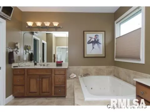 491 Overton, Springfield, IL 62711 photo 16