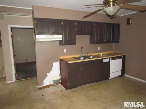 1128 N Macarthur Blvd, Springfield, IL 62702 photo 11