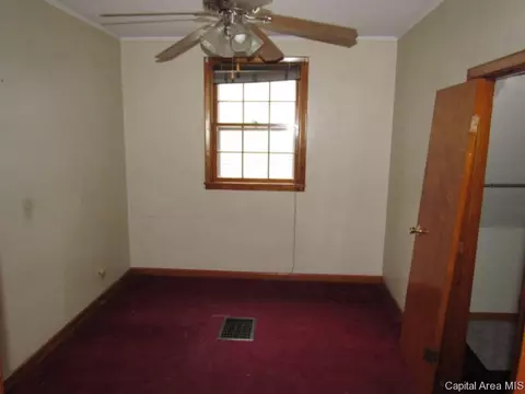 1128 N Macarthur Blvd, Springfield, IL 62702 photo 13