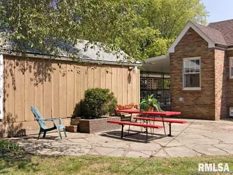 3237 S Palmer St, Springfield, IL 62703 photo 14