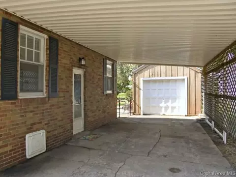 3237 S Palmer St, Springfield, IL 62703 photo 3