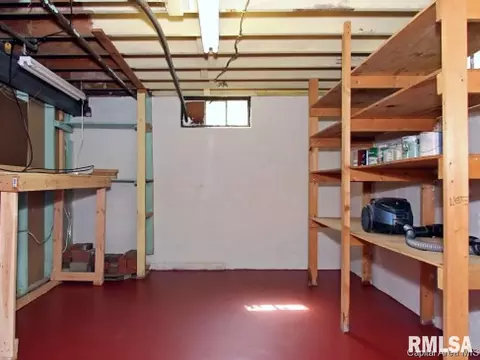 3237 S Palmer St, Springfield, IL 62703 photo 13
