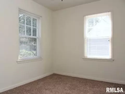 3237 S Palmer St, Springfield, IL 62703 photo 10