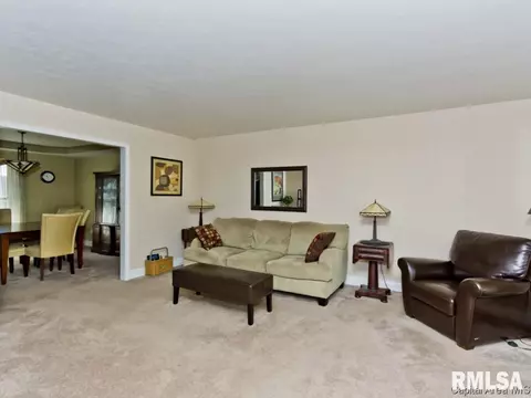 2916 Red Oak Ln, Springfield, IL 62712 photo 6
