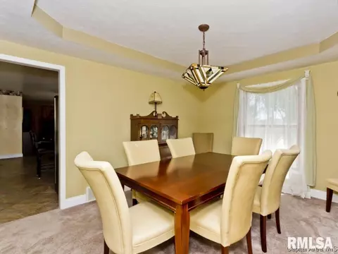 2916 Red Oak Ln, Springfield, IL 62712 photo 7