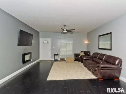1917 N 7th St, Springfield, IL 62702 photo 12