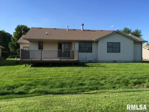 124 E Sherry Dr, Springfield, IL 62703 photo 6