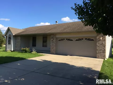 124 E Sherry Dr, Springfield, IL 62703 photo 1