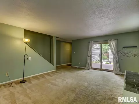 20 Country Pl, Springfield, IL 62703 photo 5