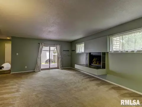 20 Country Pl, Springfield, IL 62703 photo 7