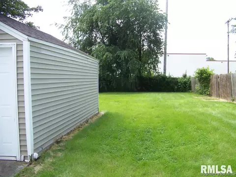 1224 E Stanford, Springfield, IL 62703 photo 9
