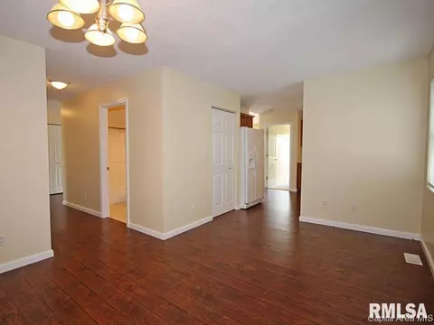 2810 Wordsworth Dr, Springfield, IL 62711 photo 8
