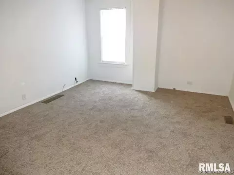 1737 S 2nd St, Springfield, IL 62704 photo 5
