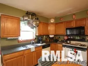 776 Shoe Fly Rd, Avon, IL 61415 photo 6