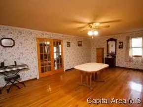 776 Shoe Fly Rd, Avon, IL 61415 photo 3