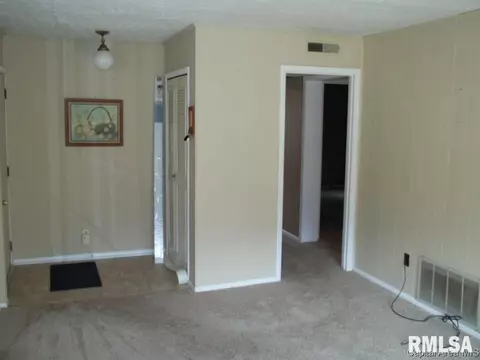 2533 W Monroe, Springfield, IL 62704 photo 3