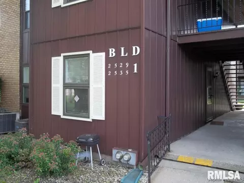 2533 W Monroe, Springfield, IL 62704 photo 1