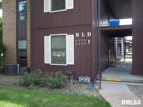 2533 W Monroe, Springfield, IL 62704 photo 2