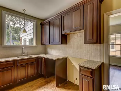 2020 Wiggins, Springfield, IL 62704 photo 14