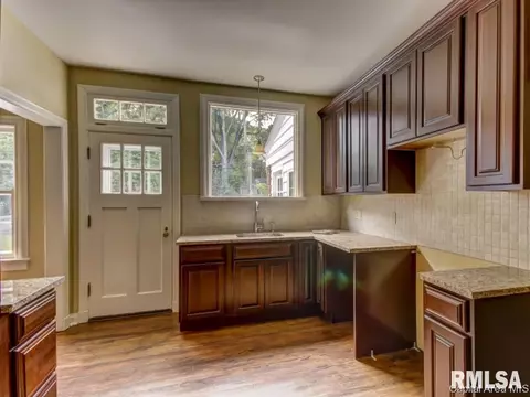 2020 Wiggins, Springfield, IL 62704 photo 15