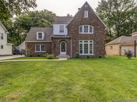 2020 Wiggins, Springfield, IL 62704 photo 2