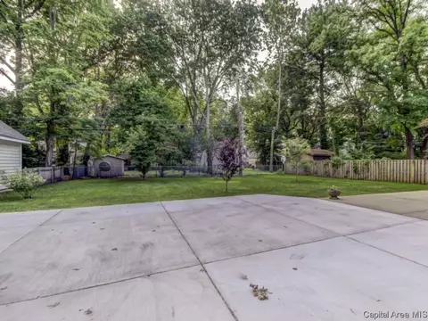 2020 Wiggins, Springfield, IL 62704 photo 7