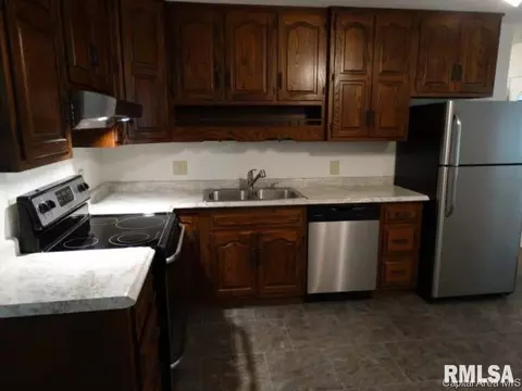 2501 Devonshire, Springfield, IL 62703 photo 9