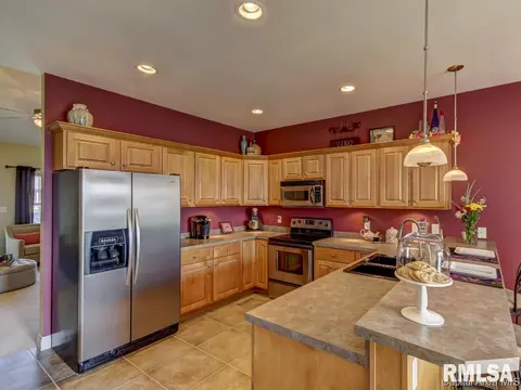 2710 Johnathan Pl, Springfield, IL 62711 photo 9