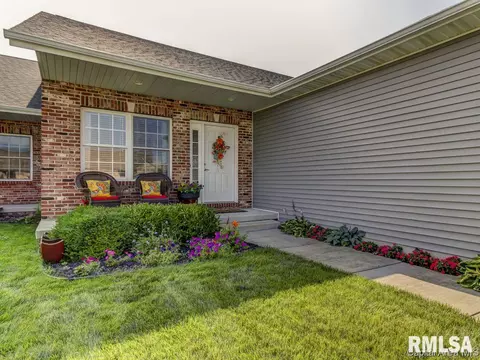 2710 Johnathan Pl, Springfield, IL 62711 photo 1