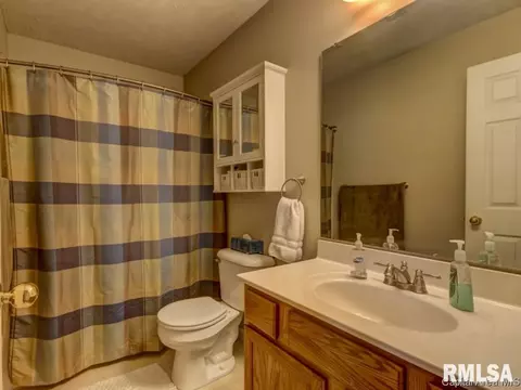 3704 Viking Blvd, Springfield, IL 62712 photo 14