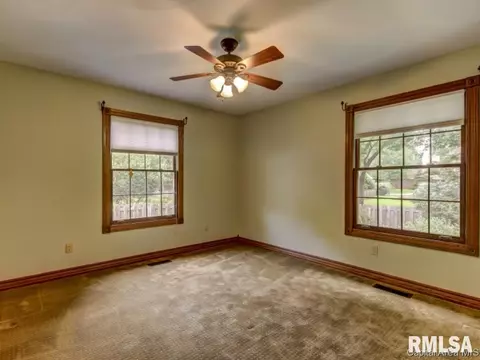 8125 Hunt Rd, Springfield, IL 62712 photo 11