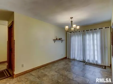 8125 Hunt Rd, Springfield, IL 62712 photo 12