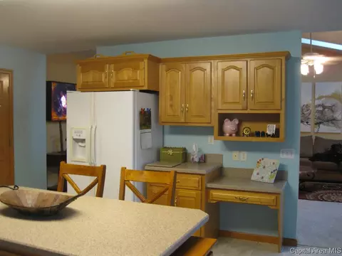 5012 Manhattan Dr, Springfield, IL 62711 photo 5