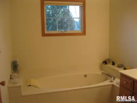 5012 Manhattan Dr, Springfield, IL 62711 photo 16