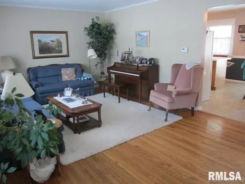 2208 Parkview Dr, Springfield, IL 62704 photo 3