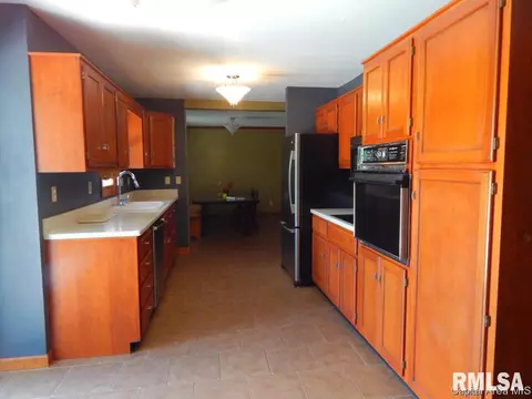 3921 W Bluffs Rd, Springfield, IL 62711 photo 19