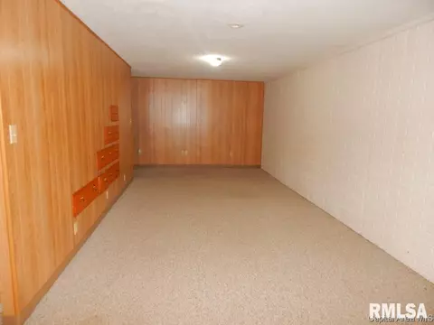 3921 W Bluffs Rd, Springfield, IL 62711 photo 17